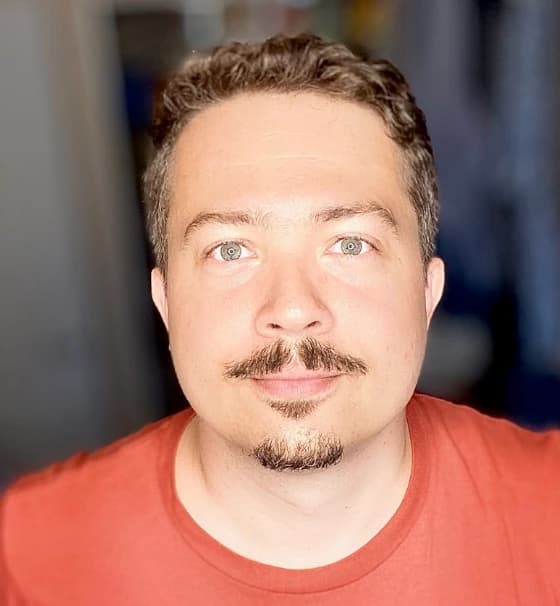 Портрет Алекс Маркин